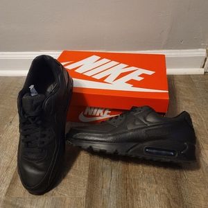 Air max 90s. Mens sz12